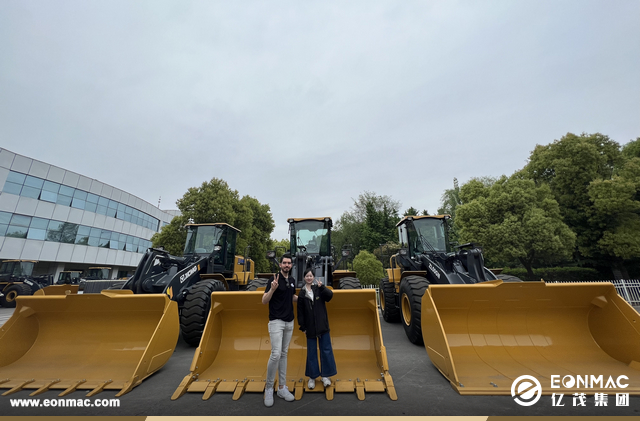 墨西哥客戶參觀億茂集團和徐工、合力叉車以及杭叉工廠